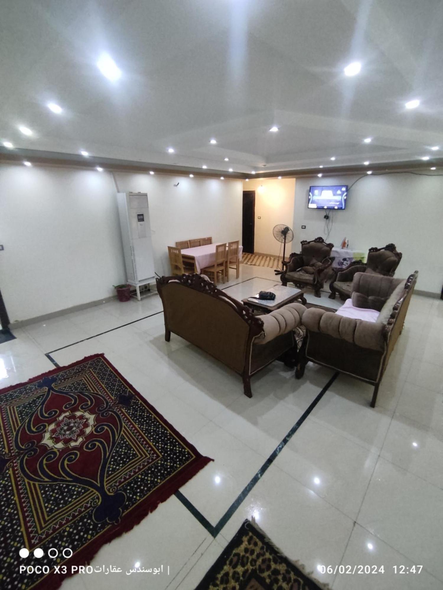 Super Elite Apartment Nile View F6 Naj'al Amrab Εξωτερικό φωτογραφία